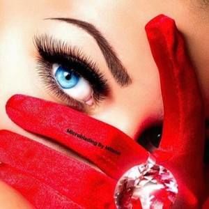 Meet your Posher, Melaniaa